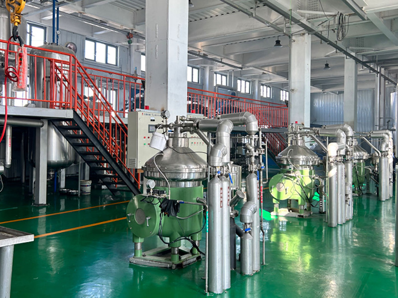 Alkali refining section